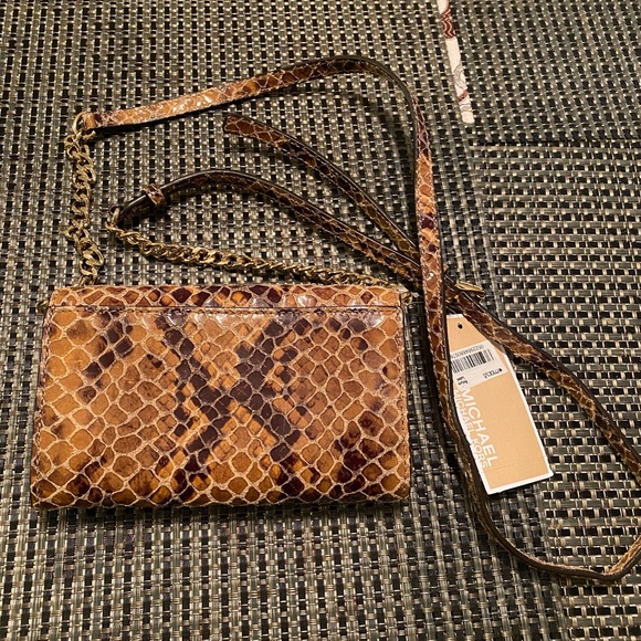 Michael Kors crossbody - Picture 6 of 6